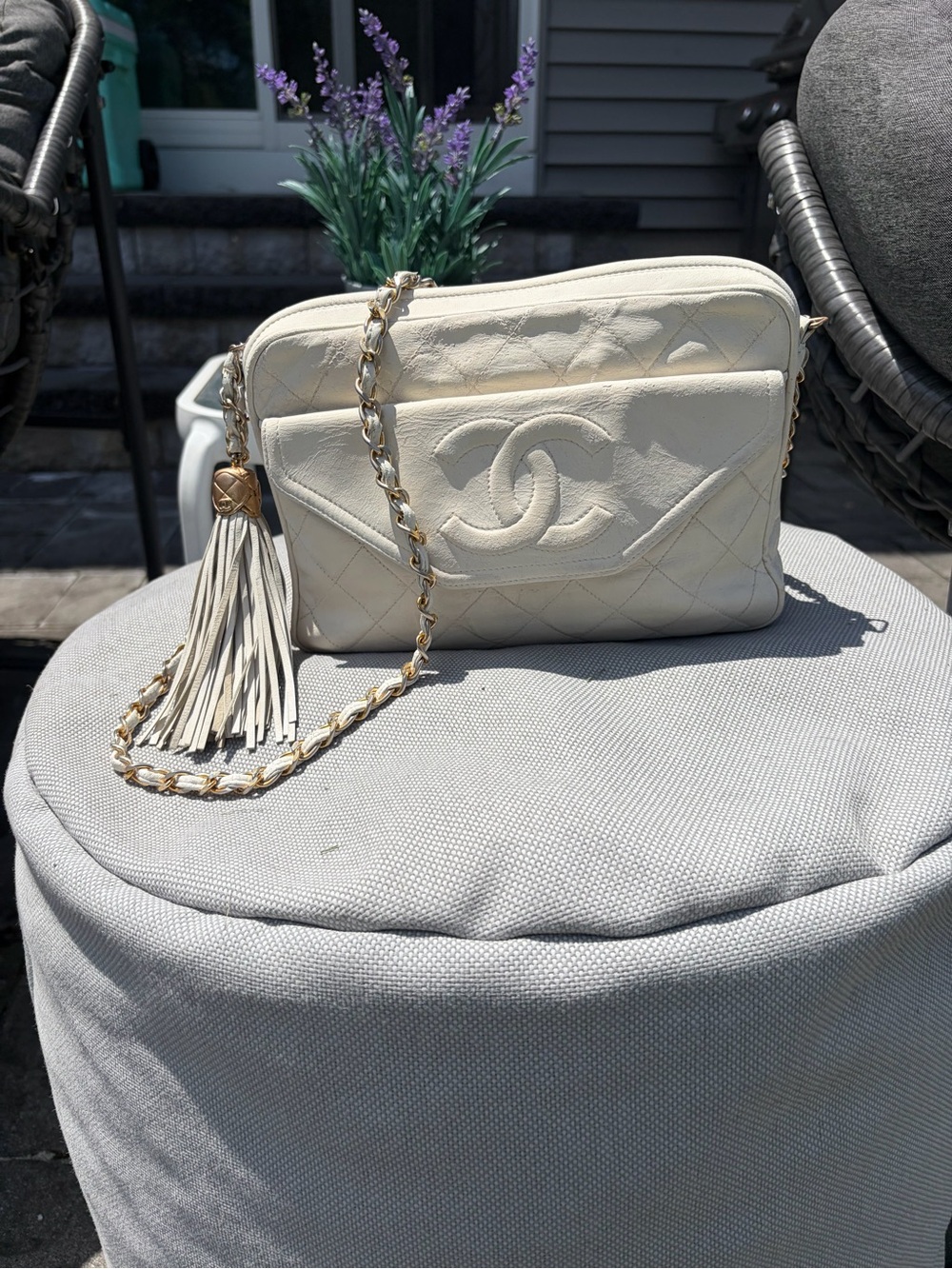 Vintage Chanel Tassel Camera Bag | Ivory/Cream Lambskin | Authentic